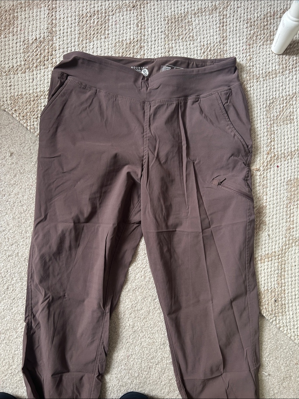 Mountain Hardwear Tapered Pants